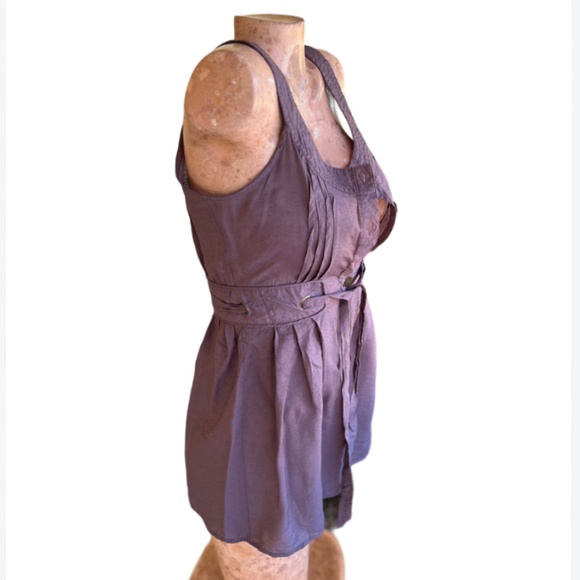 Amethyst Smoke Grey - Picture 2 of 9